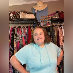 @Punkiecurry Like this listing to be notified ❤️